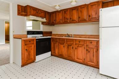 Main picture of 11 Hilltop Dr