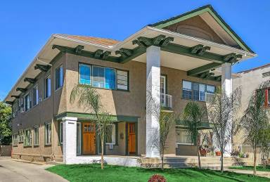 Main picture of 2901 Van Buren Pl