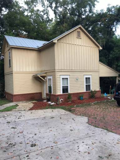 Main picture of 419 E Virginia St