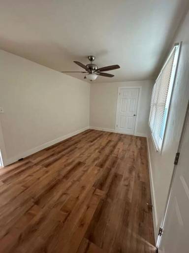 Main picture of 5838 Cerritos Ave