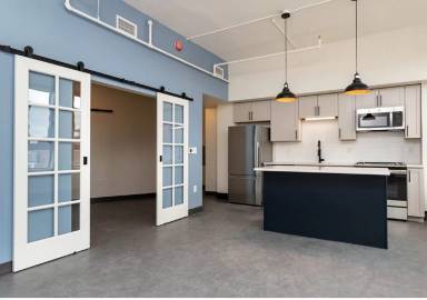 Main picture of 70 Genesee St