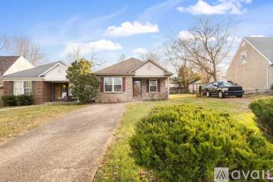 Main picture of 607 Malcolm Ave