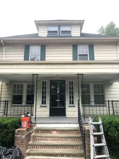 Main picture of 2008 Rossmoor Rd