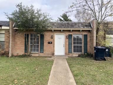 Main picture of 1601 Welsh Ave