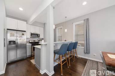 Main picture of 1603 S Wood St