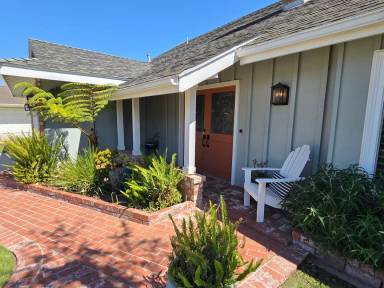 Main picture of 8212 Visalia St