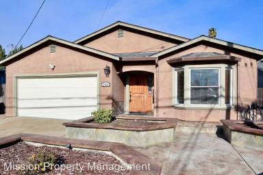Main picture of 3755 Franklin Ave