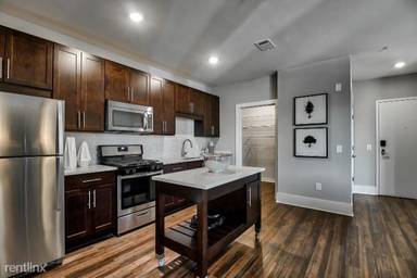 Main picture of 600 Virginia Ave NE