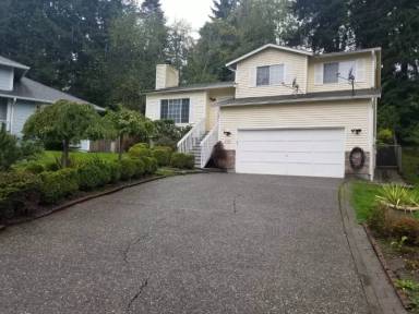 Main picture of 6326 1st Dr SE