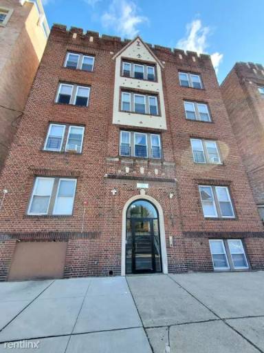 Main picture of 134 Corbin Ave