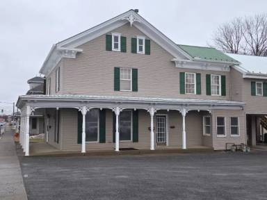 Main picture of 311 N Market St