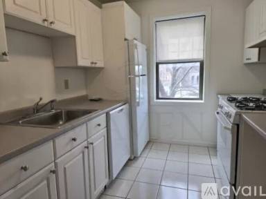Main picture of 92 Rice St