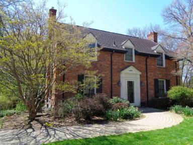 Main picture of 2007 Winchell Ave