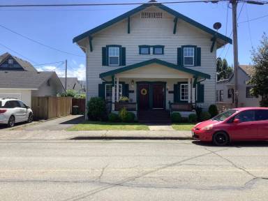 Main picture of 963 Elrod Ave