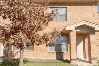 Main picture of 300 Veterans Dr