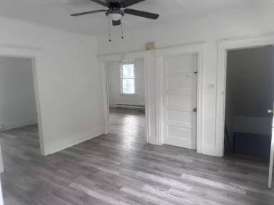 Main picture of 15 Edson St