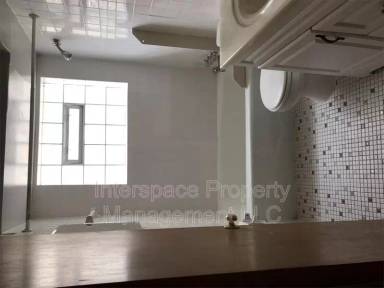 Main picture of 10124 S Pulaski Rd
