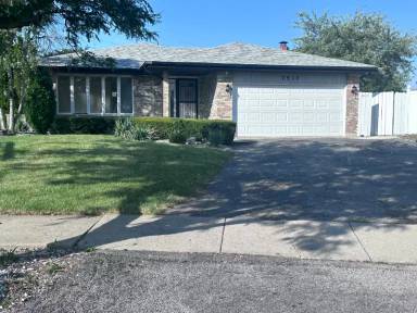 Main picture of 7537 Mansfield Ave