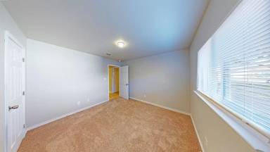 Main picture of 8802 New World