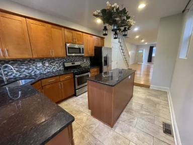 Main picture of 1631 S 21st St