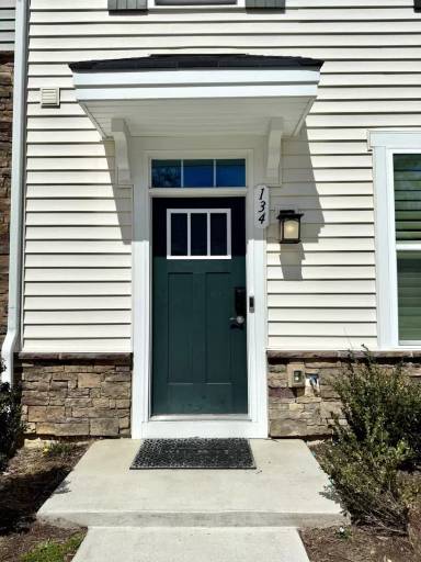 Main picture of 134 Capeside Ct