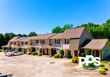 Main picture of 76 Evergreen Ln
