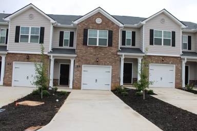 Main picture of 784 Grovebury Ct