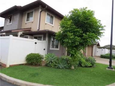 Main picture of 91-1271 Kamaaha Ave