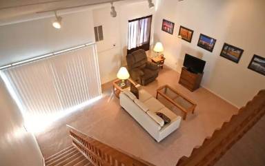 Main picture of 802 Stratford Dr