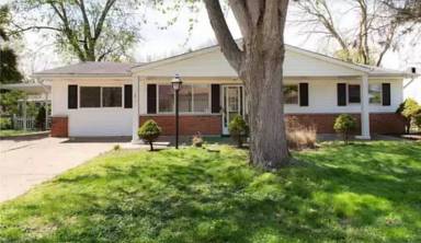 Main picture of 1250 Bluebird Dr