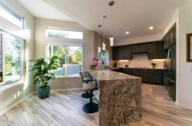Main picture of 1050 Fox Run Ct