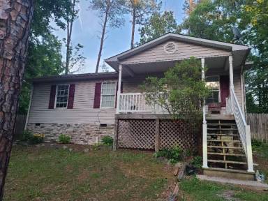 Main picture of 750 Canterbury Dr