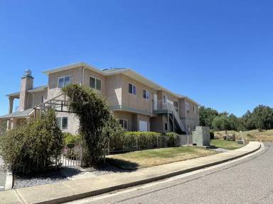 Main picture of 185 Placer Dr