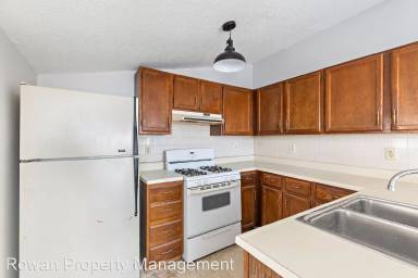 Main picture of 3536 Bell St