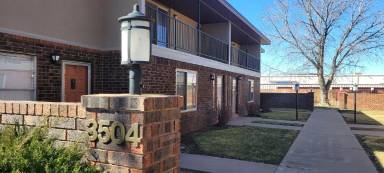 Main picture of 3500 Adenmor Ct