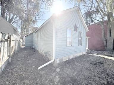 Main picture of 2708 7th Ave