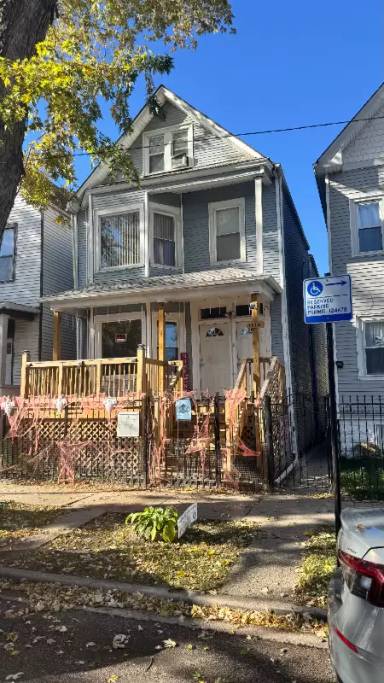 Main picture of 1818 N Kedvale Ave
