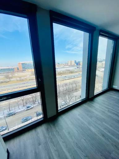 Main picture of 1935 W Harrison St