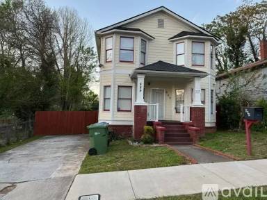 Main picture of 889 Beckwith St SW
