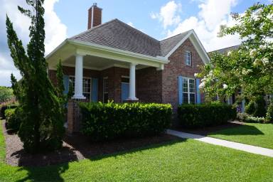 Main picture of 1303 Kingfisher Ct