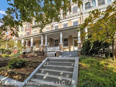 Main picture of 1807 Monroe St NW