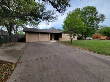 Main picture of 2603 Vicksburg Ct