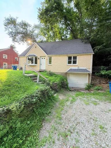 Main picture of 6029 Poketa Rd