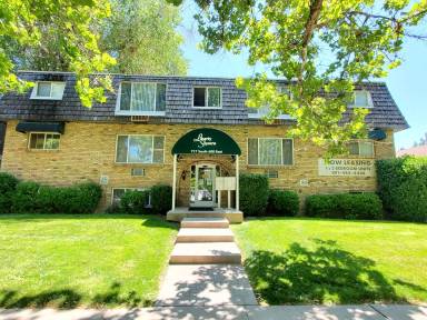 Main picture of 717 S 600 E