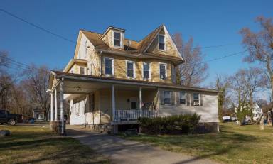 Main picture of 1708 Edmondson Ave