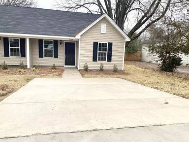 Main picture of 1321 Kirkman St