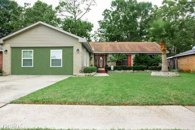 Main picture of 207 N Kings Ct