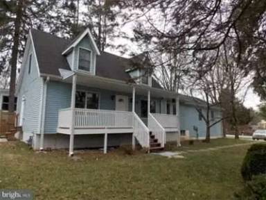 Main picture of 9415 Monroe St