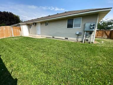 Main picture of 1000 - 1002 E 19th Ave
