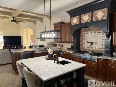 Main picture of 6802 Dominion Ln